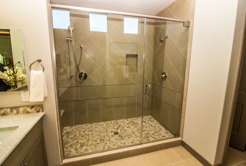 High-end shower enclosure